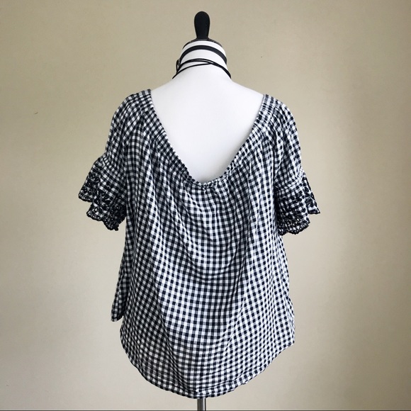 Old Navy Off Shoulder Black White Gingham Top - Picture 3 of 3